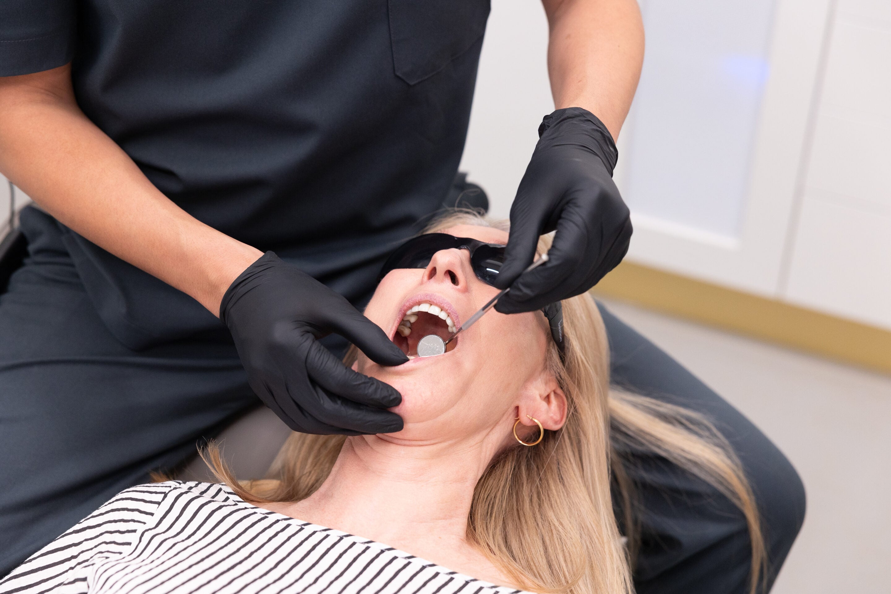 Dental Check-up And Clean East Melbourne Dentl